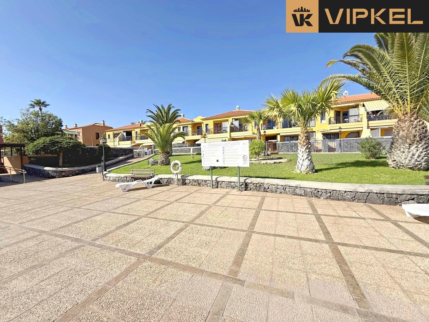 Flat for Sale in Arona