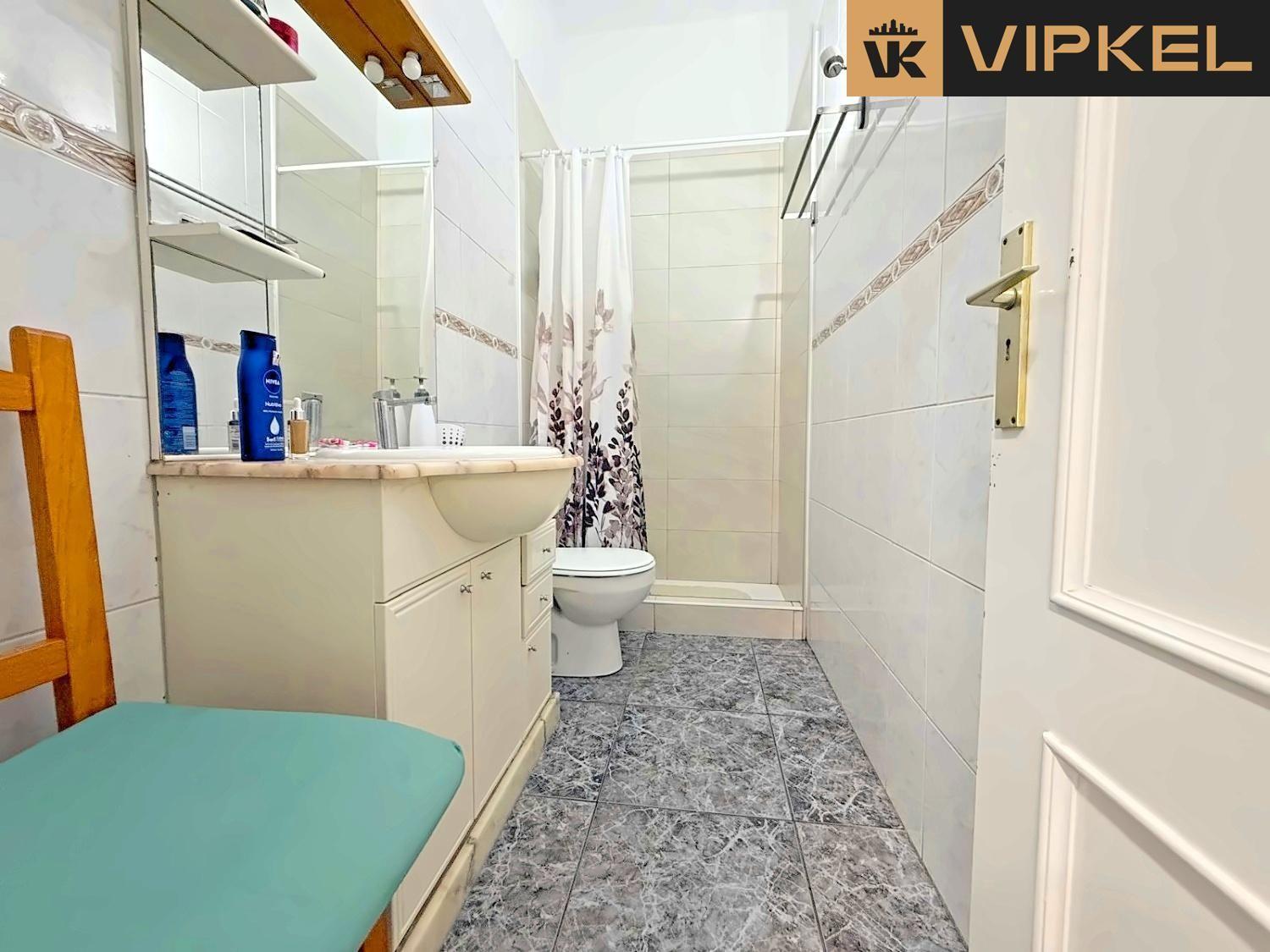Flat for Sale in Arona