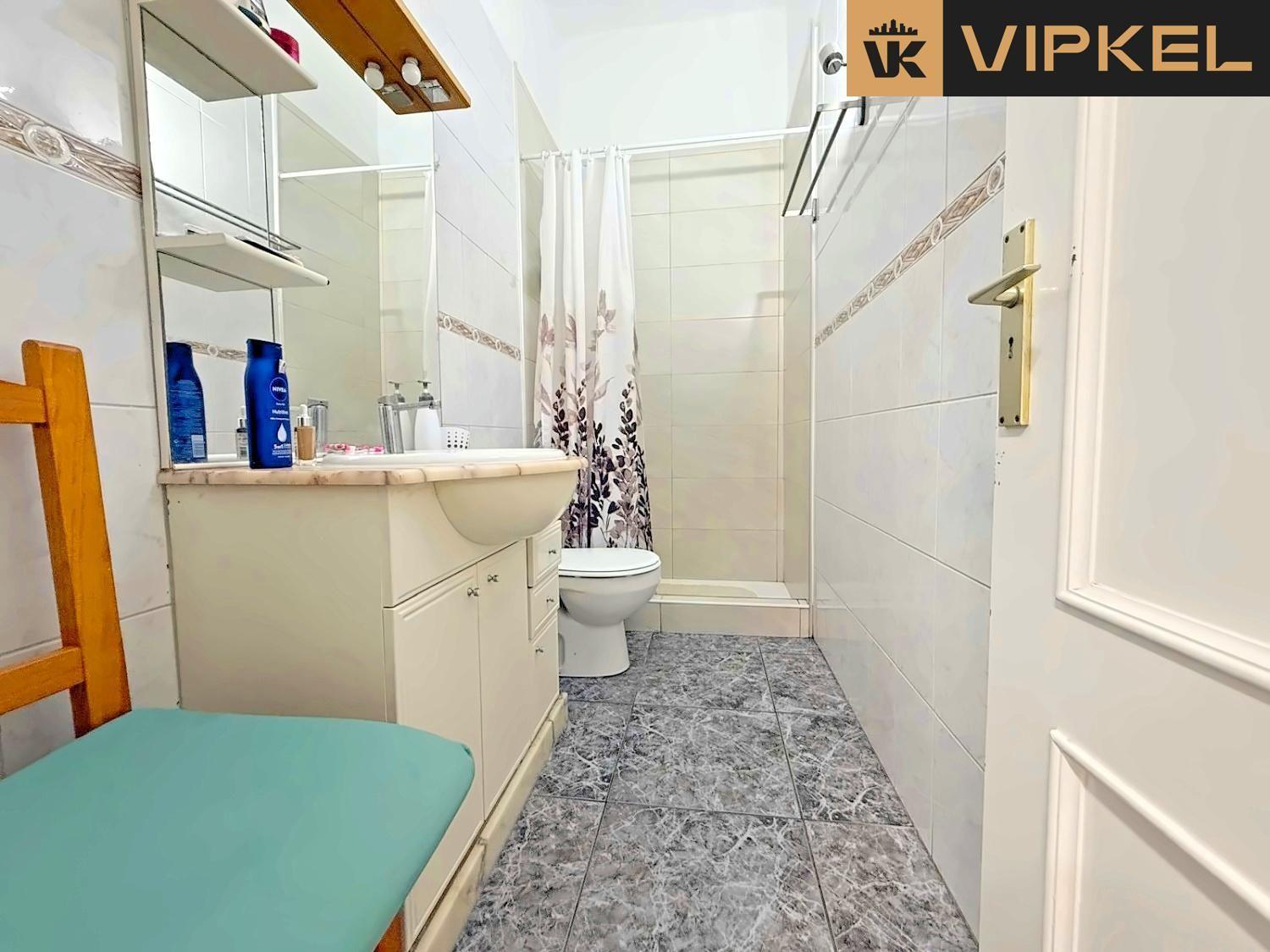 Flat for Sale in Arona