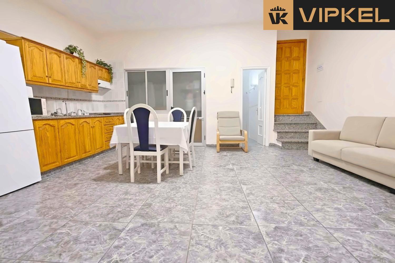 Flat for Sale in Arona