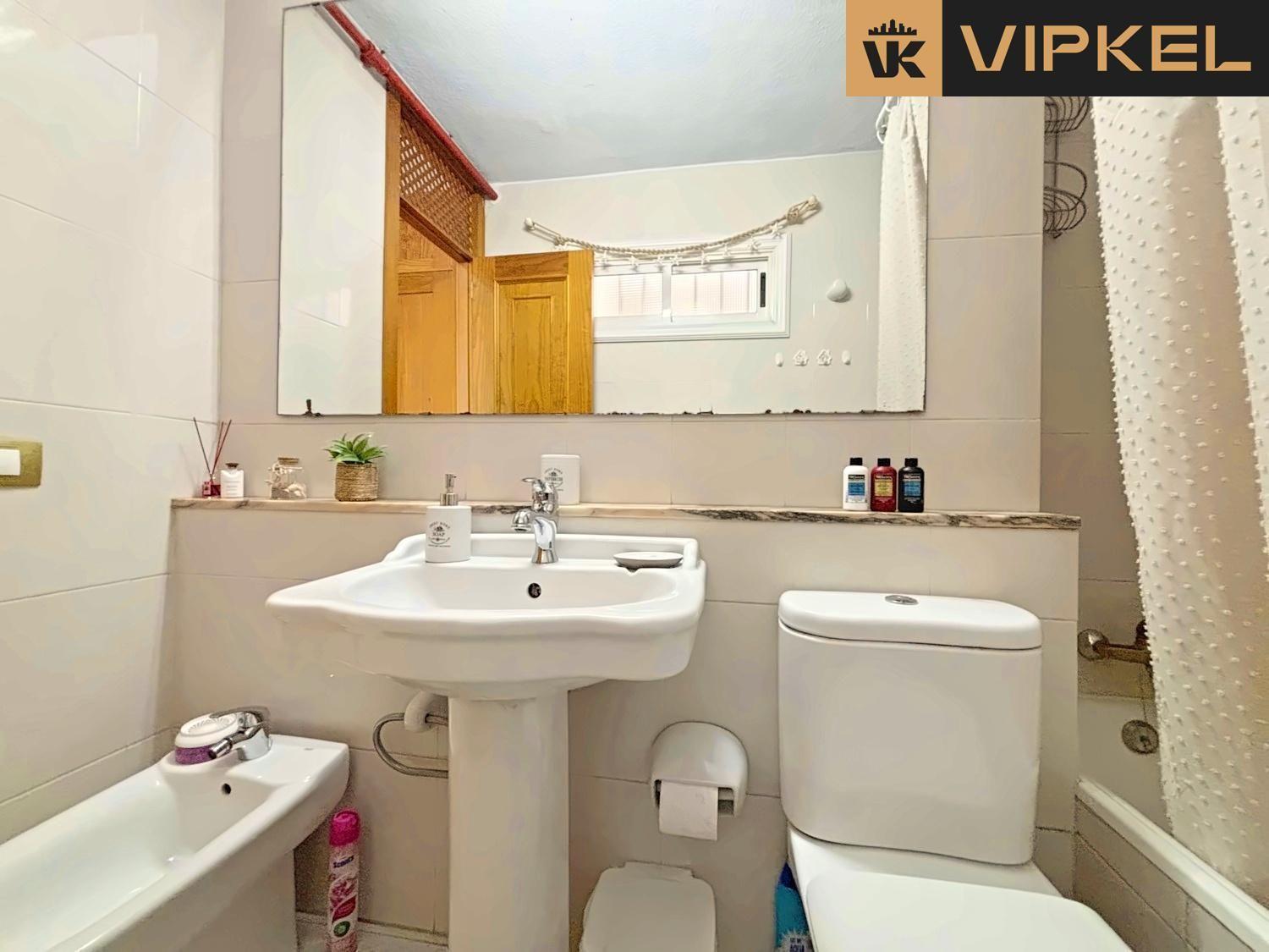 Flat for Sale in Arona