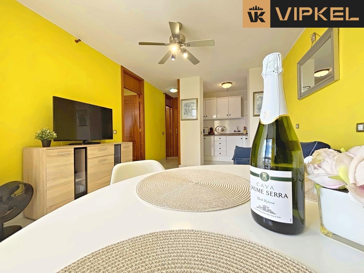 Flat for Sale in Arona