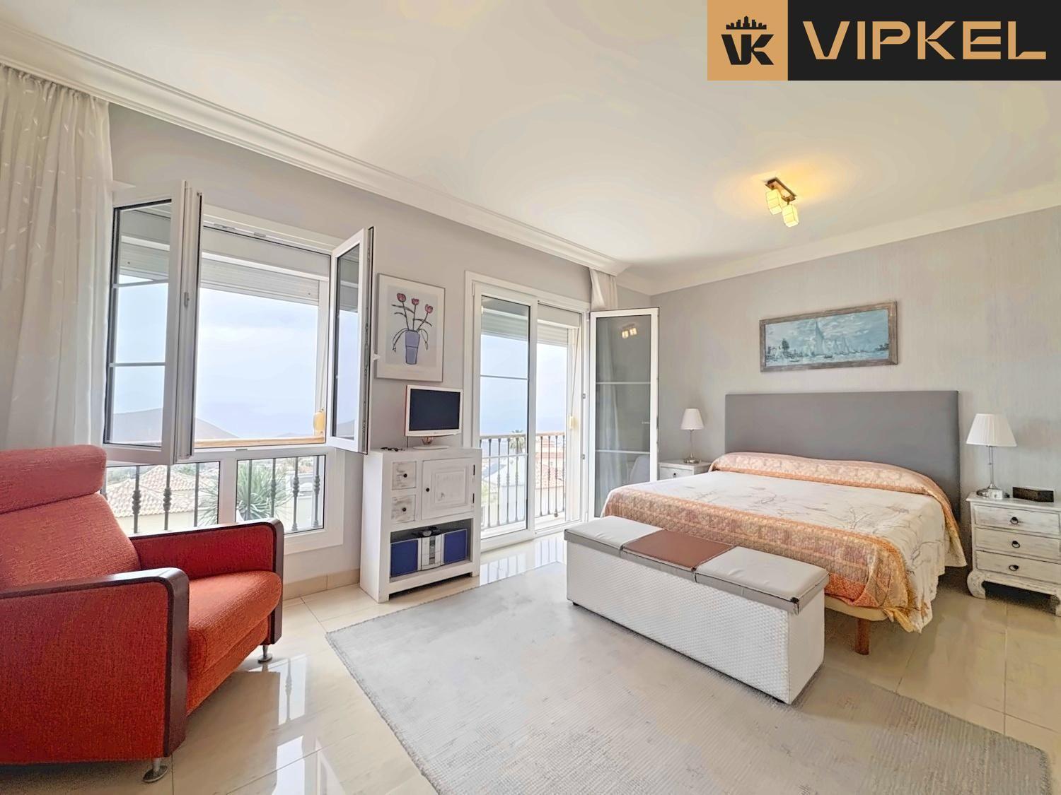 Duplex for Sale in Arona