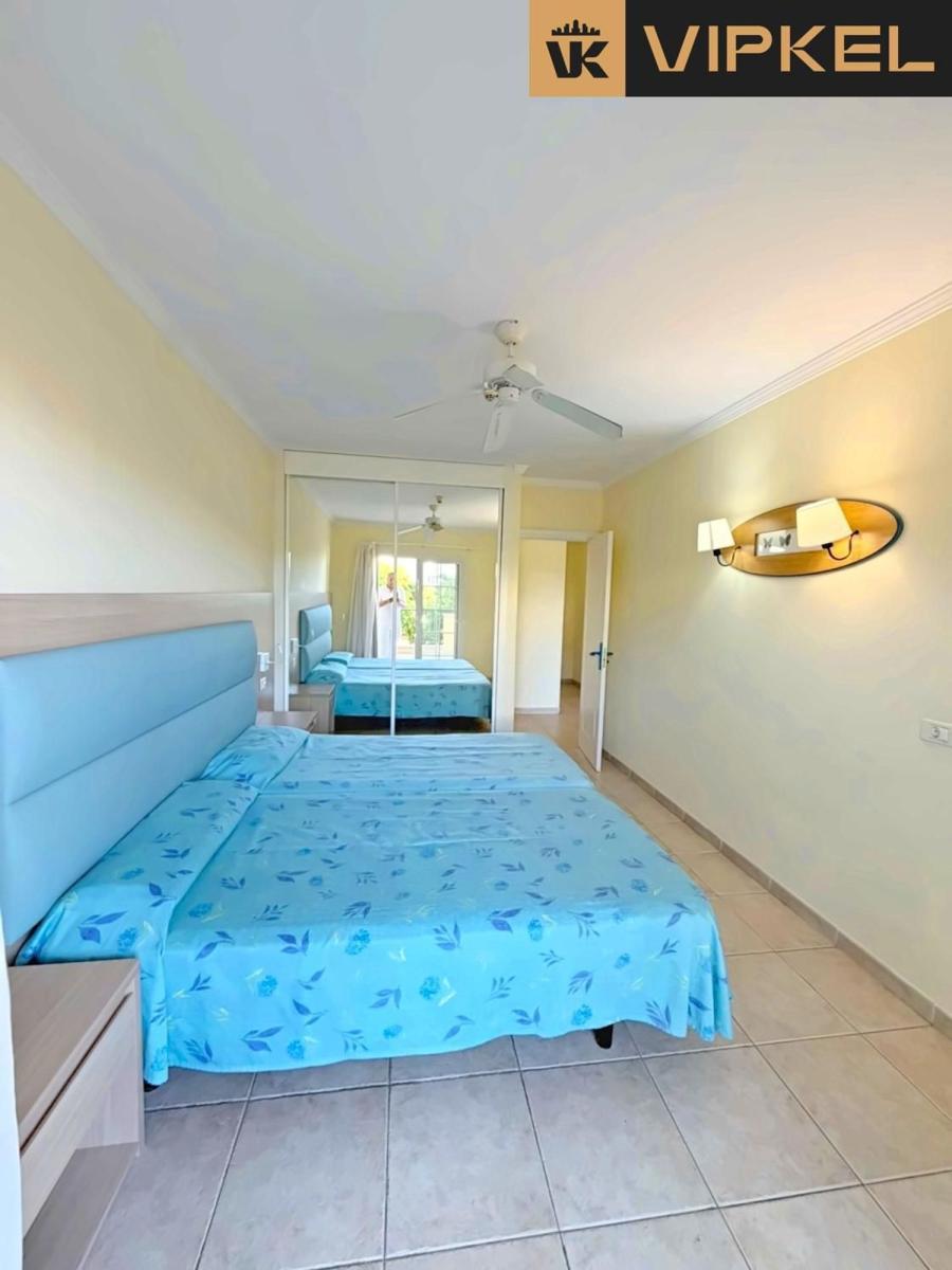 Flat for Sale in Arona