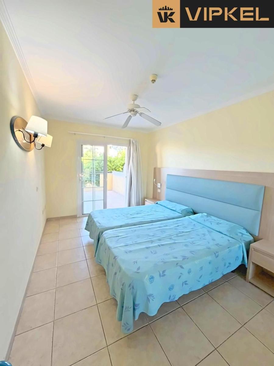 Flat for Sale in Arona