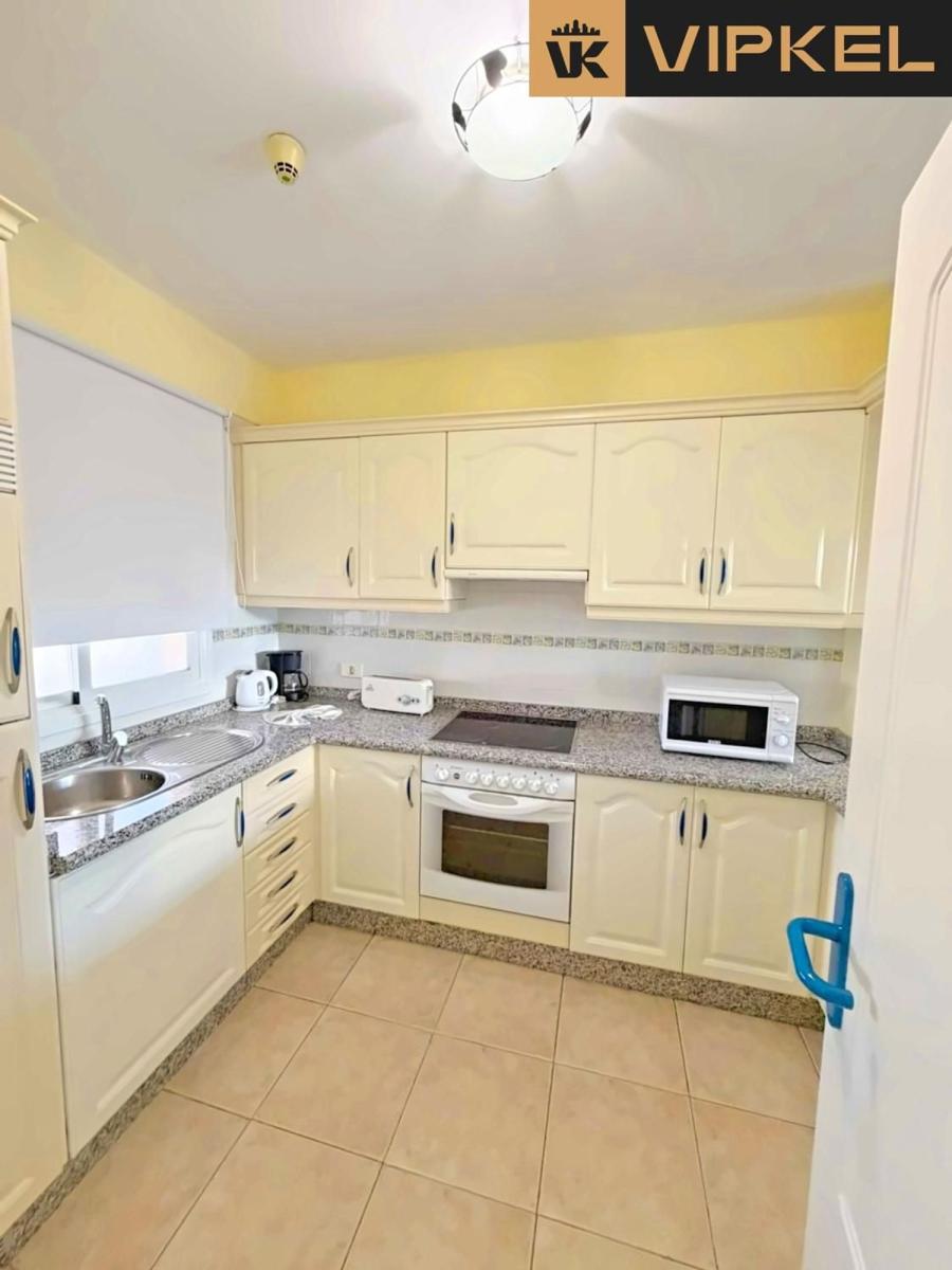 Flat for Sale in Arona