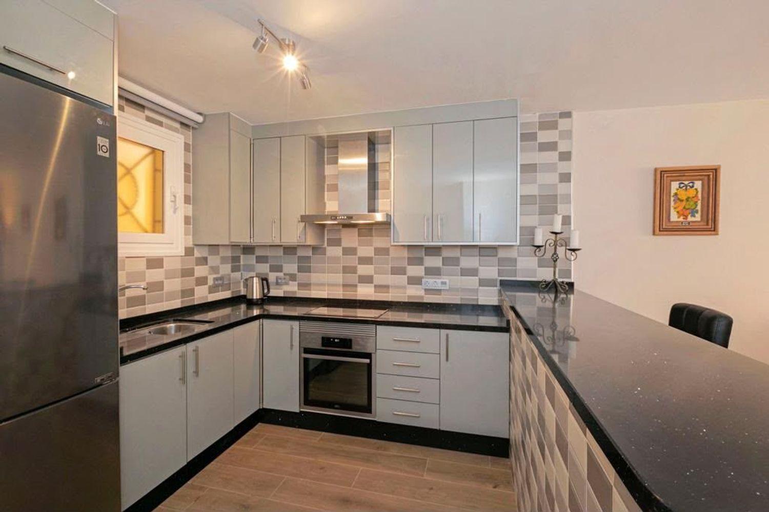 Flat for Sale in Arona