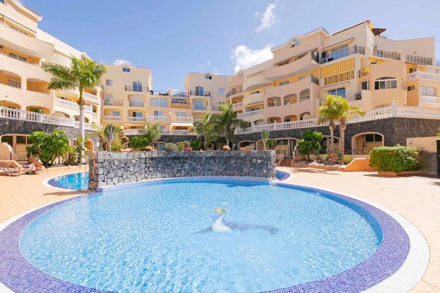 Flat for Sale in Arona