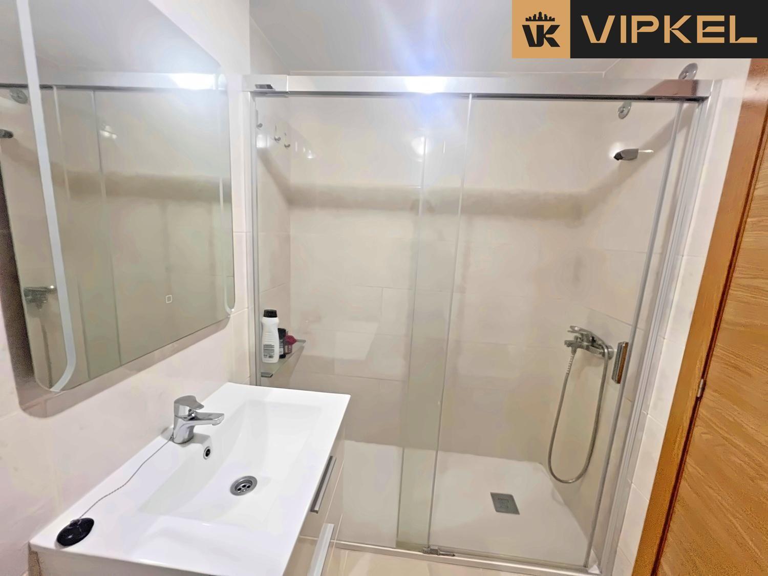 Flat for Sale in Arona
