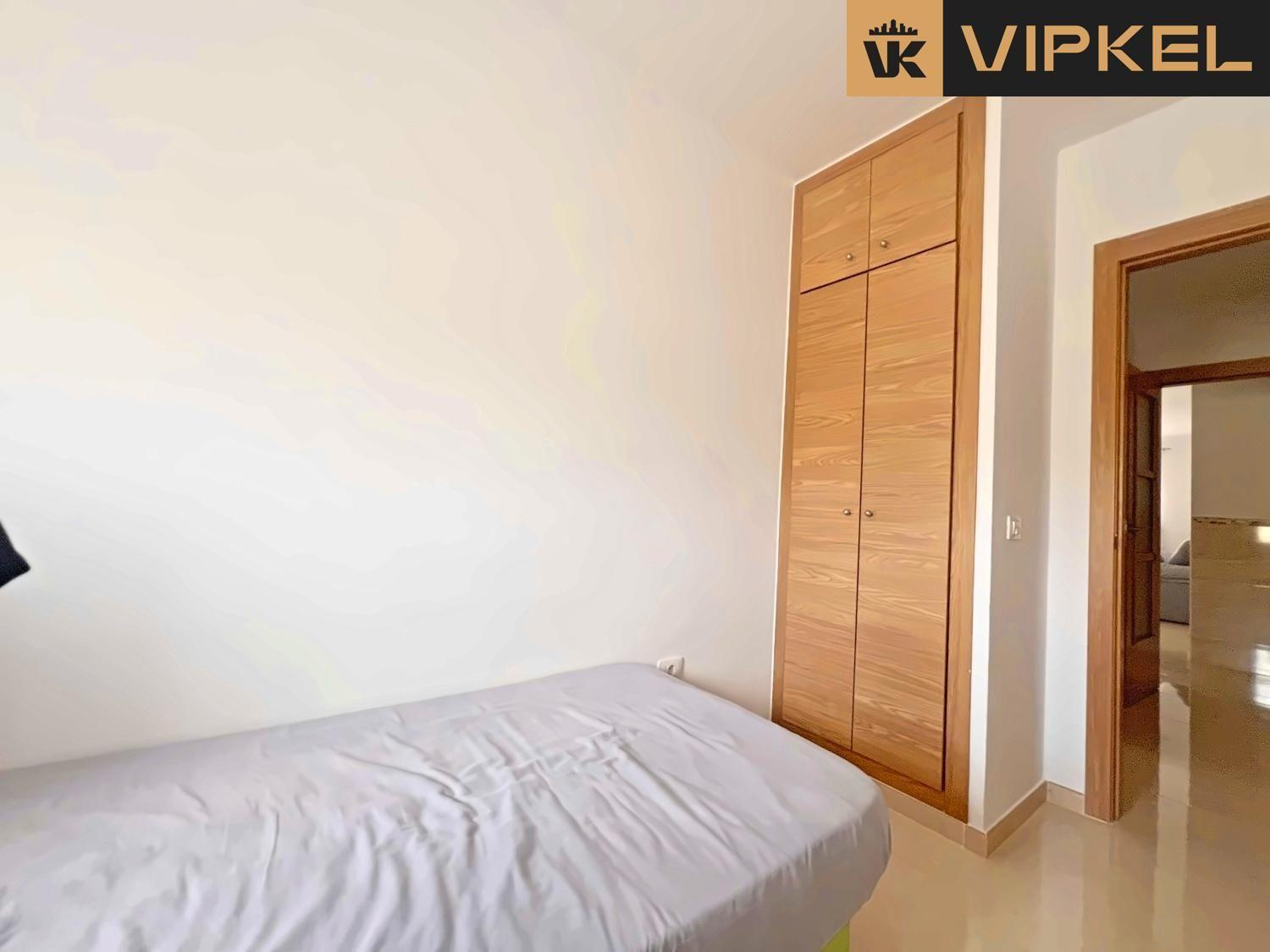 Flat for Sale in Arona