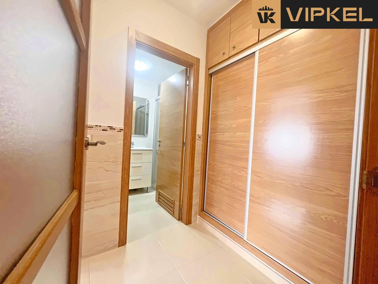 Flat for Sale in Arona