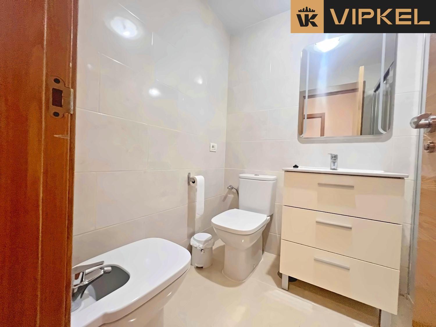 Flat for Sale in Arona