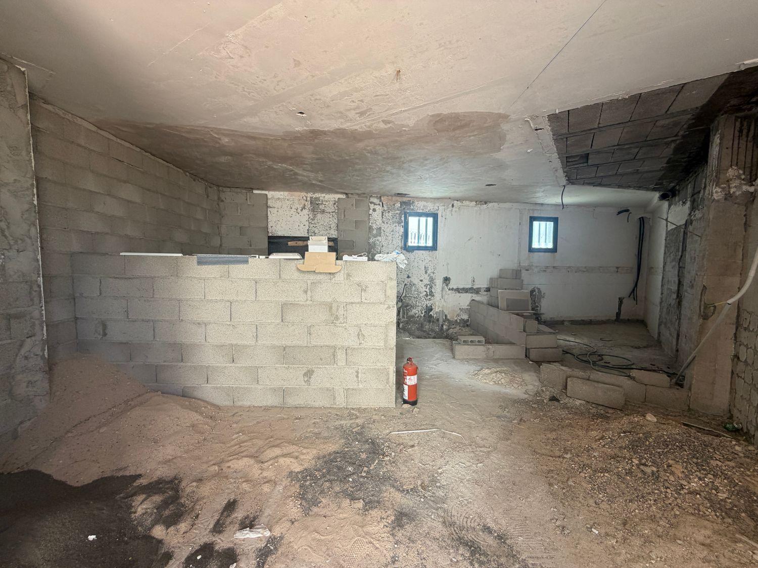 Premise for Sale in Tías