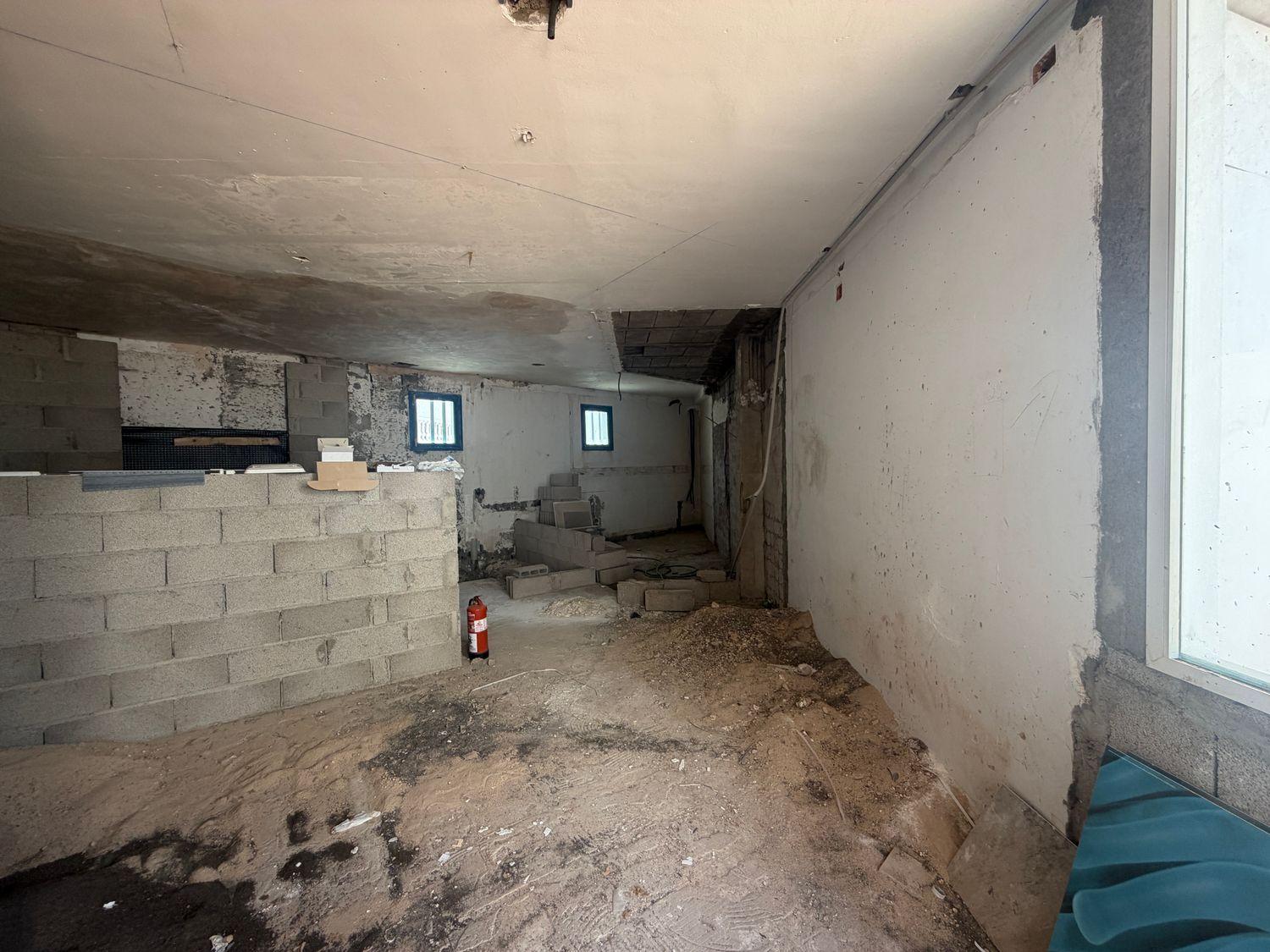 Premise for Sale in Tías
