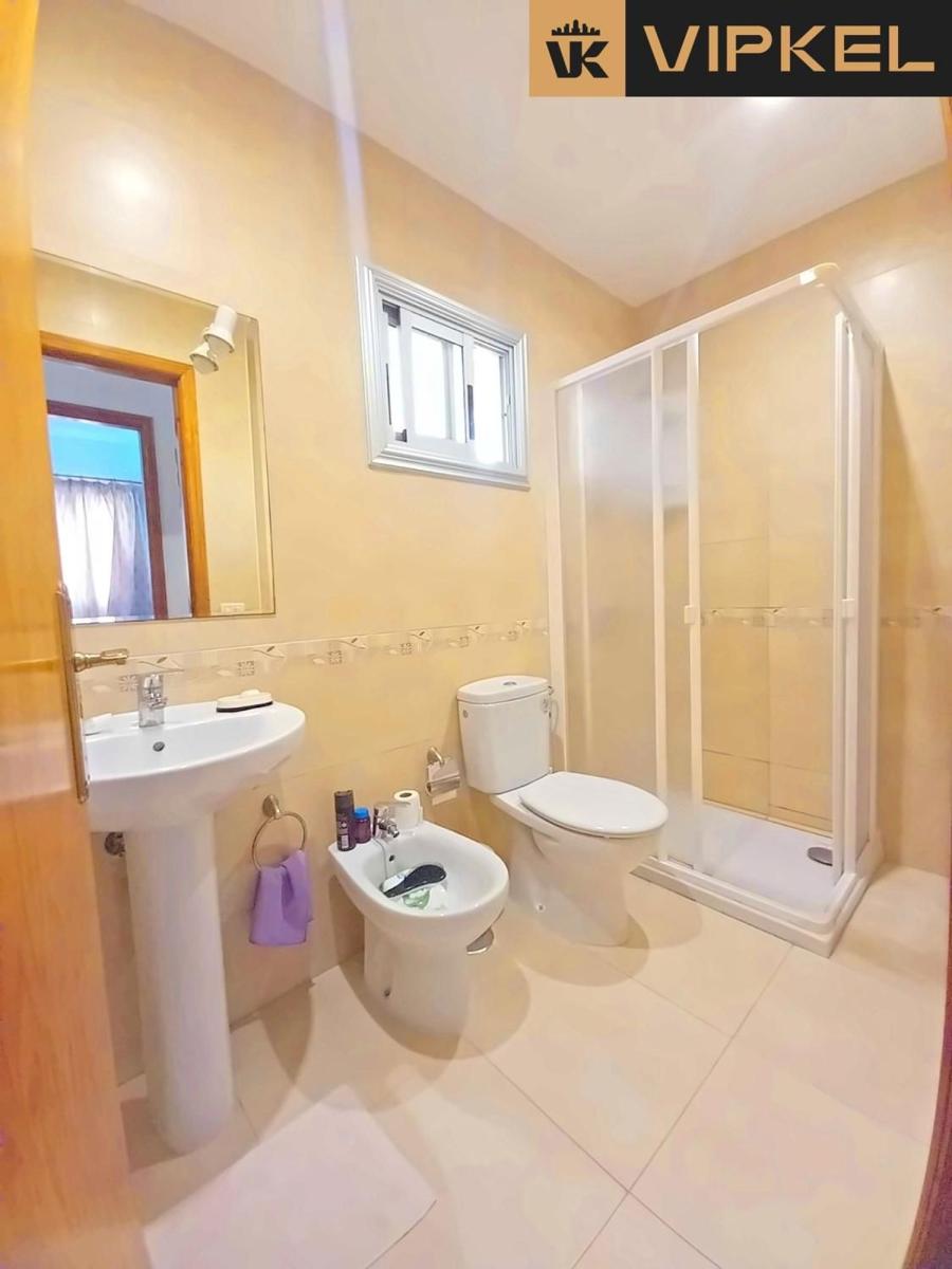 Flat for Sale in Arona