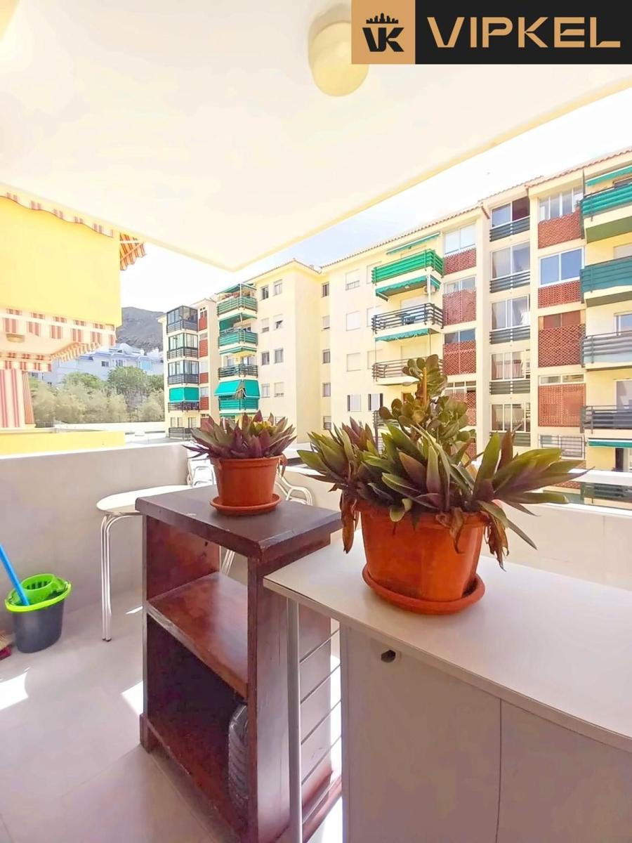 Flat for Sale in Arona