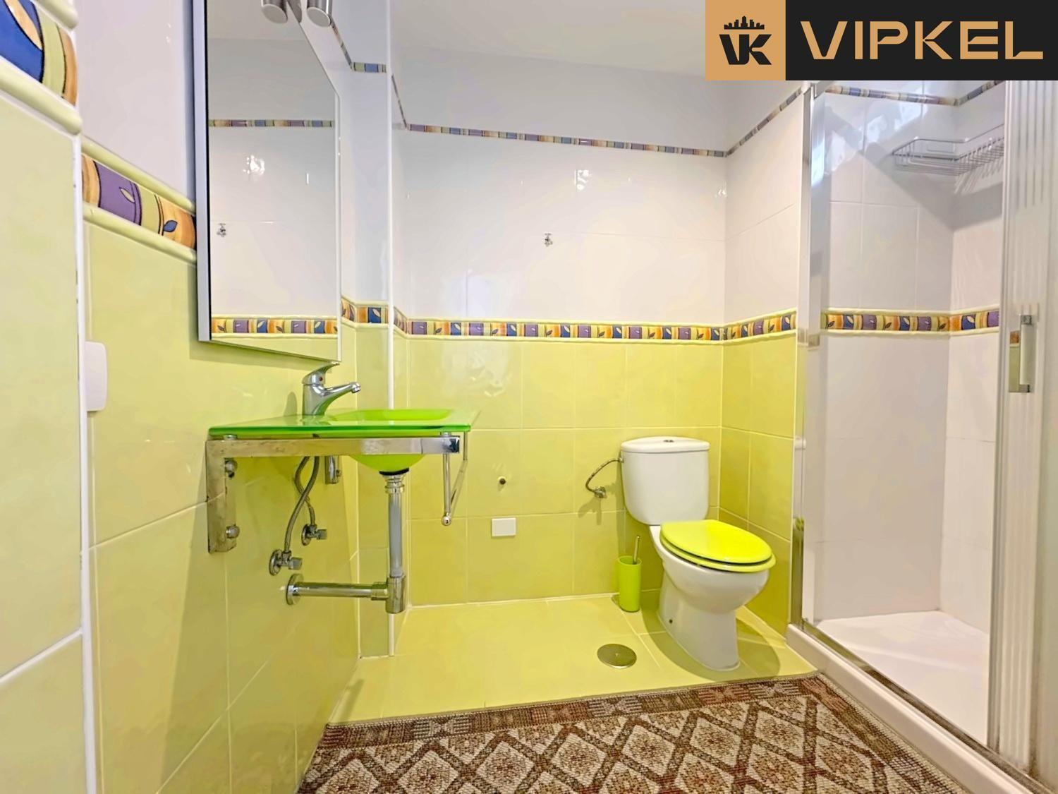 Flat for Sale in Arona
