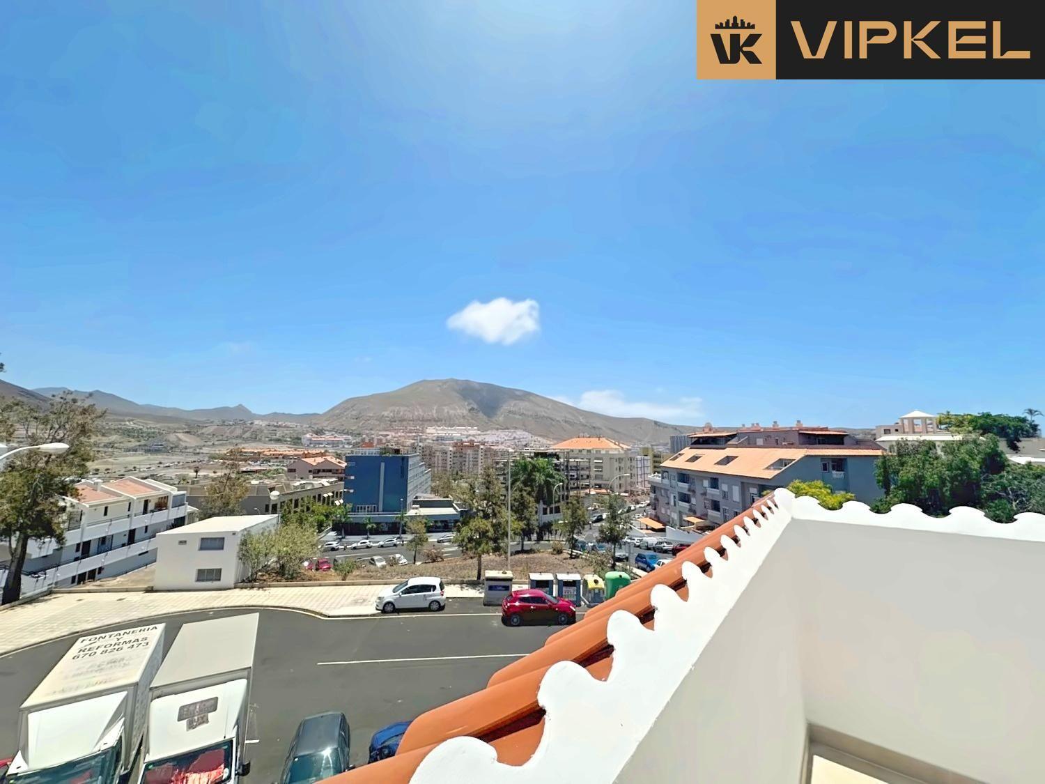 Flat for Sale in Arona
