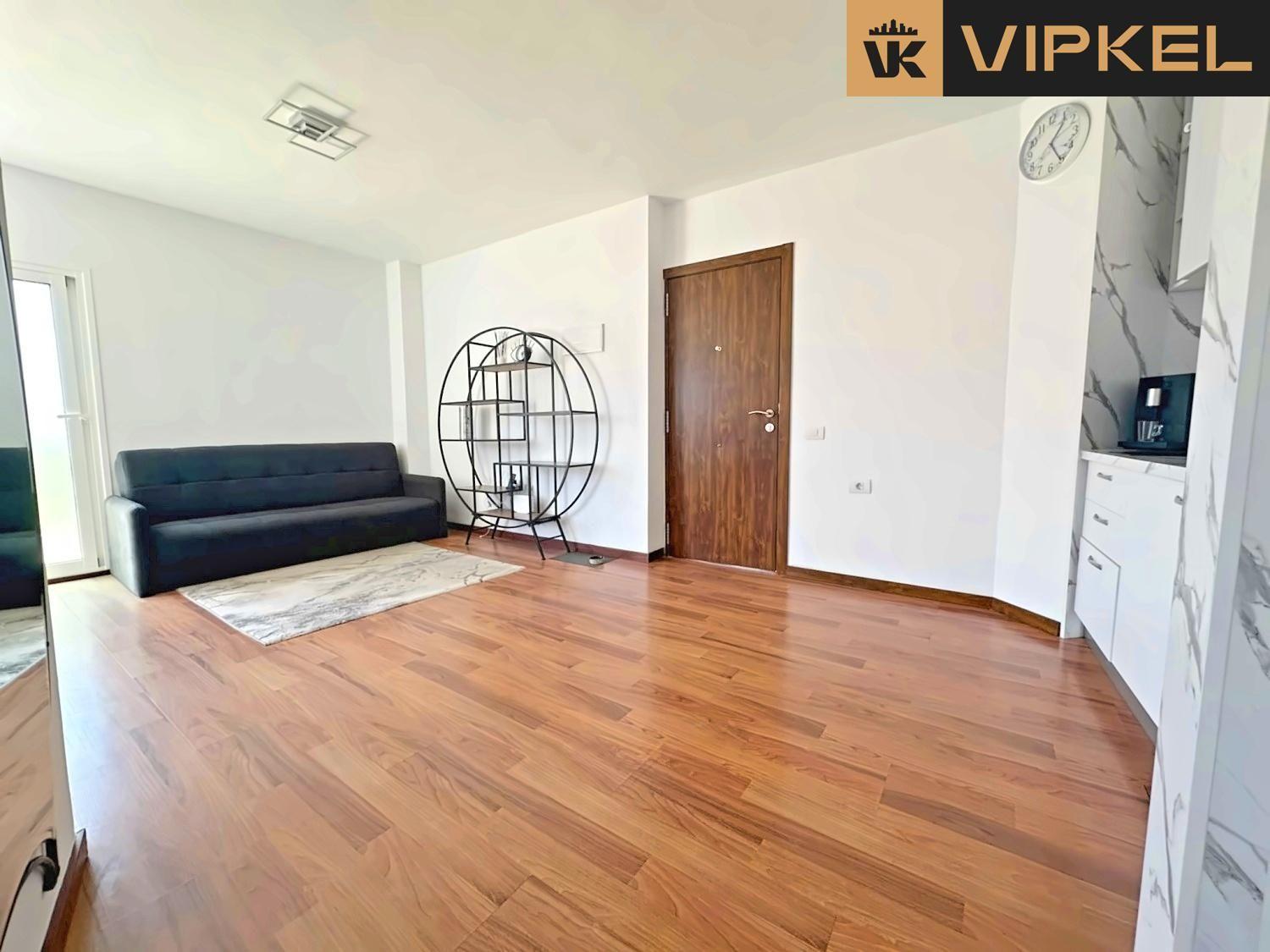 Flat for Sale in Arona