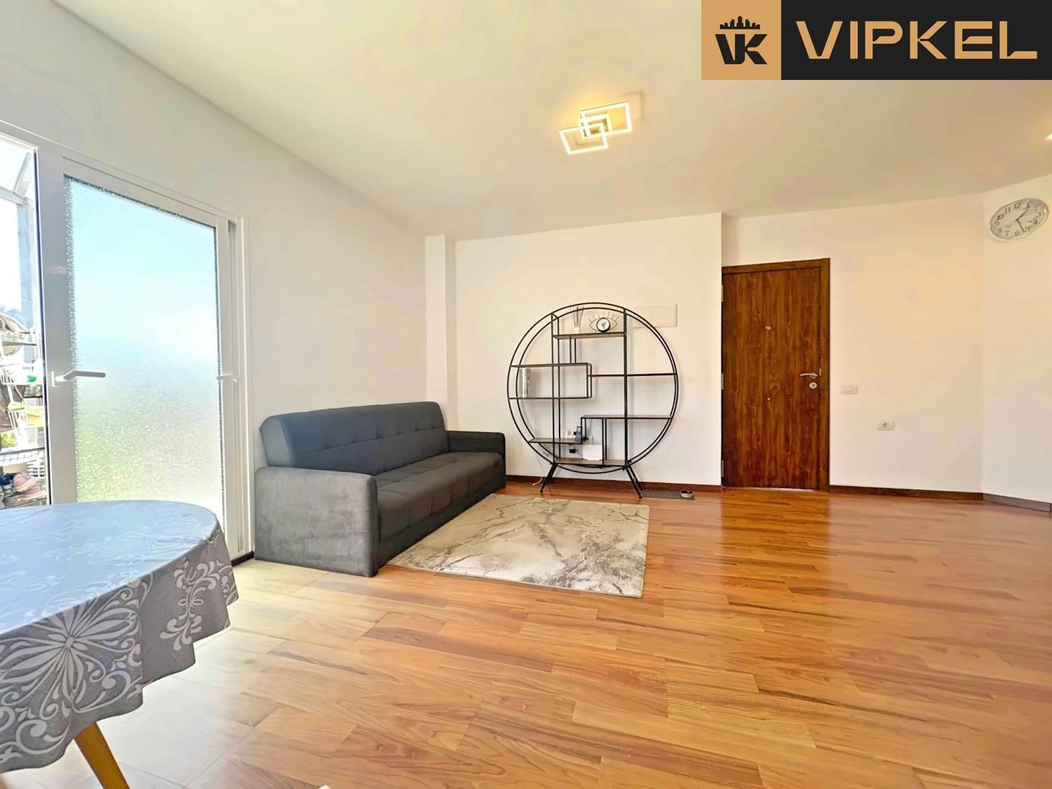Flat for Sale in Arona