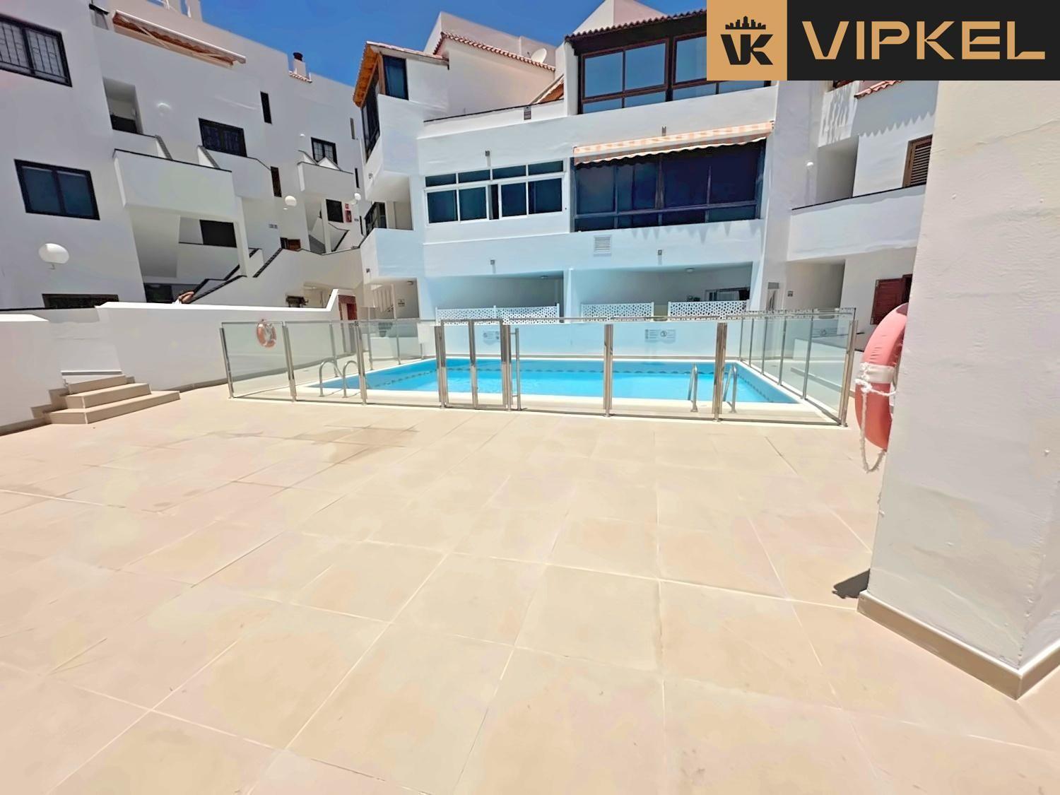 Flat for Sale in Arona