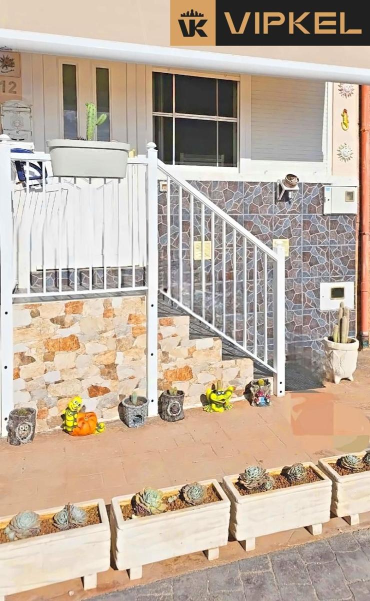 Flat for Sale in Arico