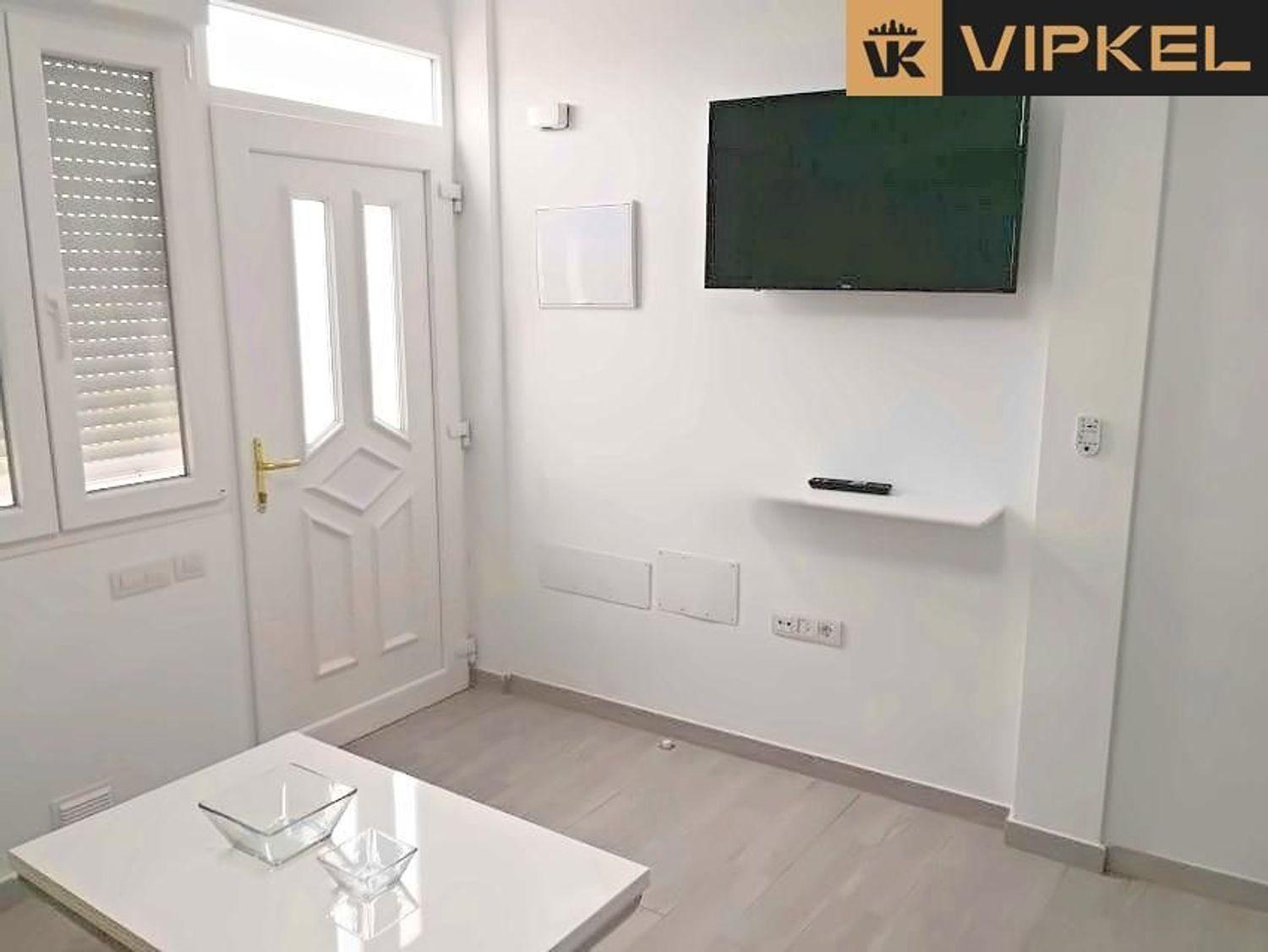 Flat for Sale in Arico