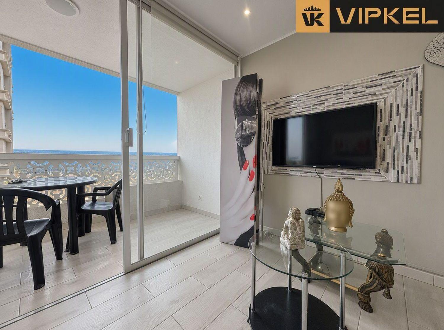 Flat for Sale in Arona