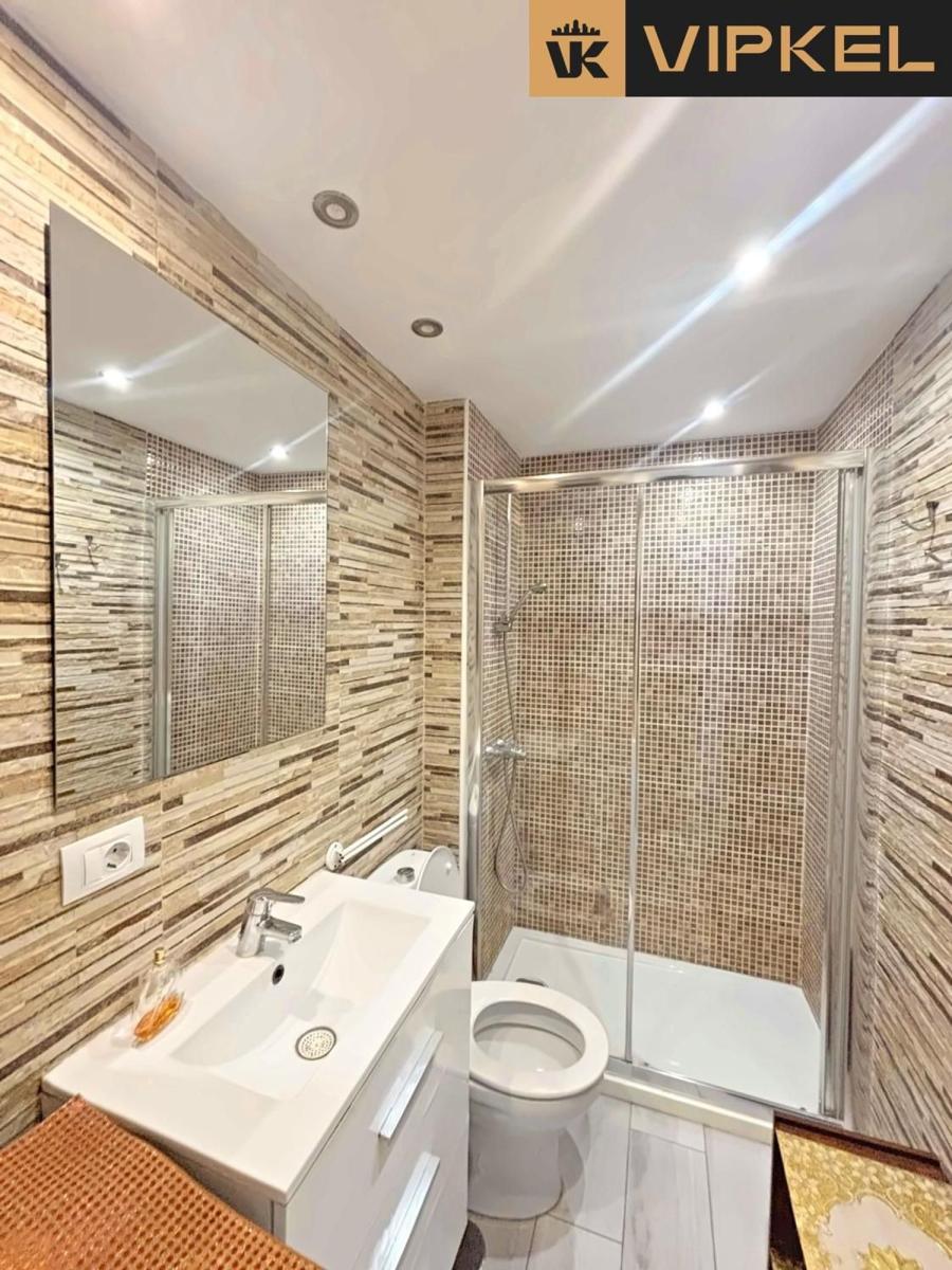 Flat for Sale in Arona