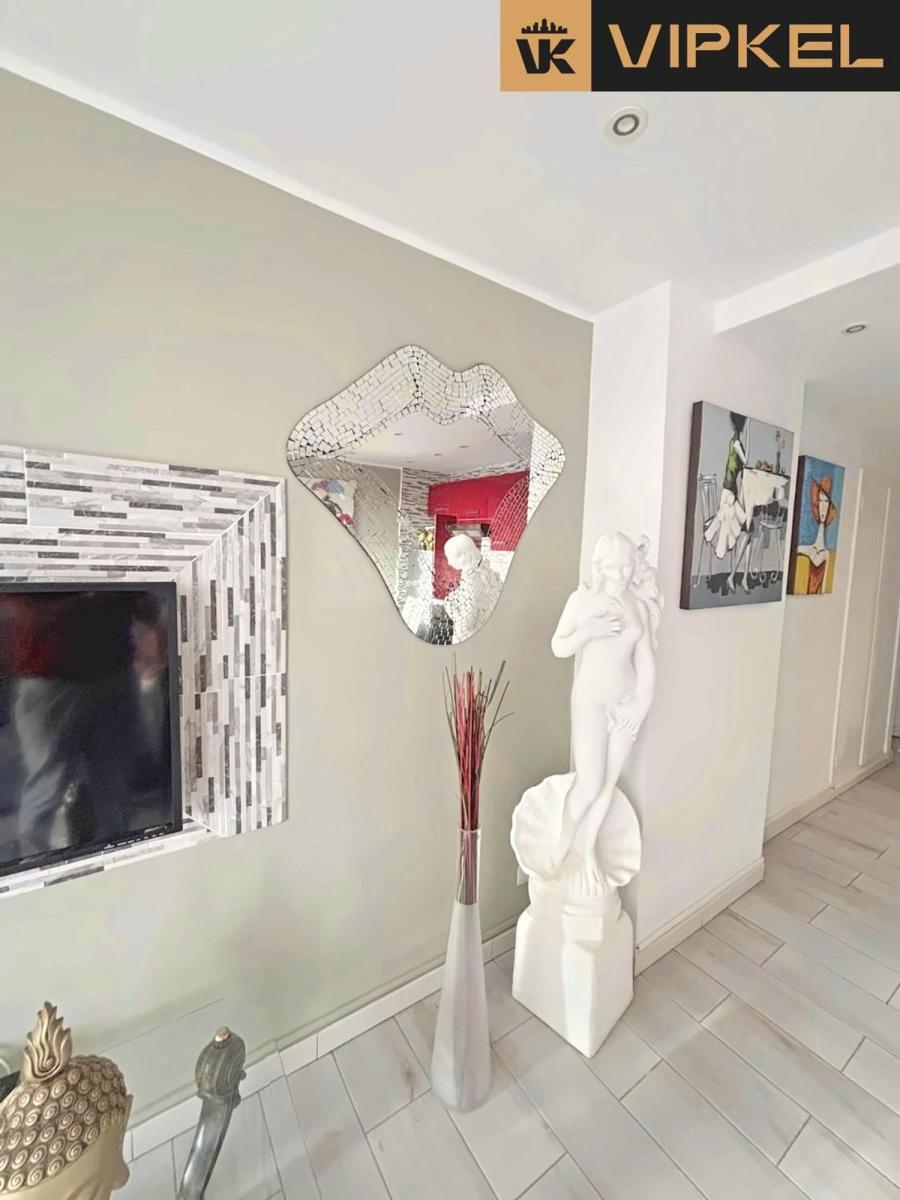 Flat for Sale in Arona