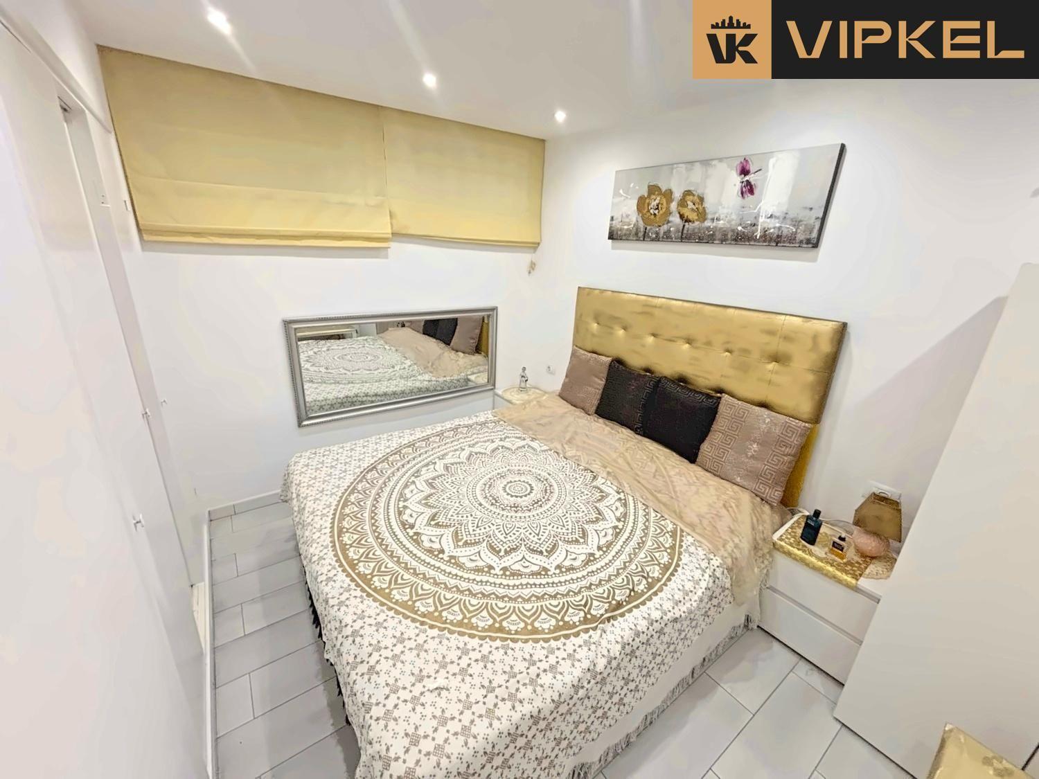 Flat for Sale in Arona