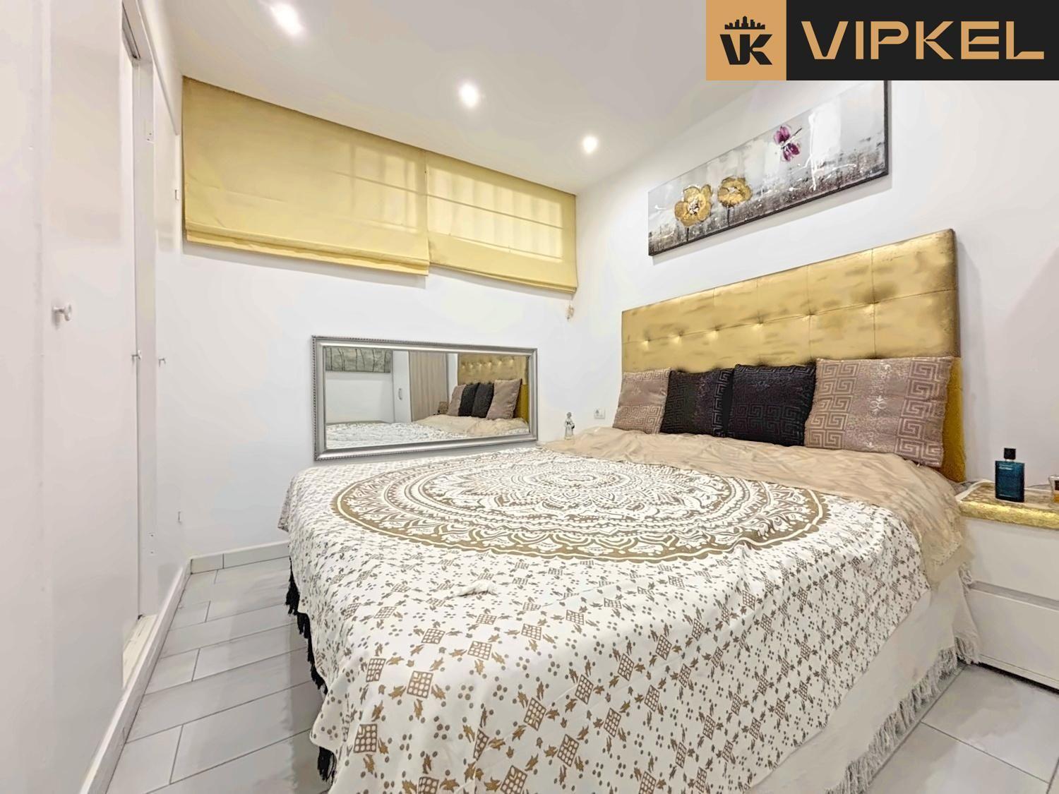 Flat for Sale in Arona