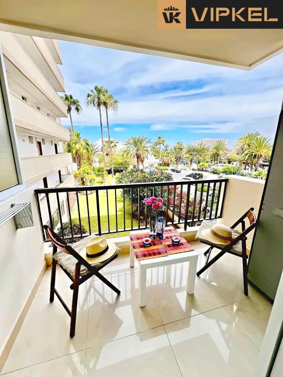 Flat for Sale in Arona