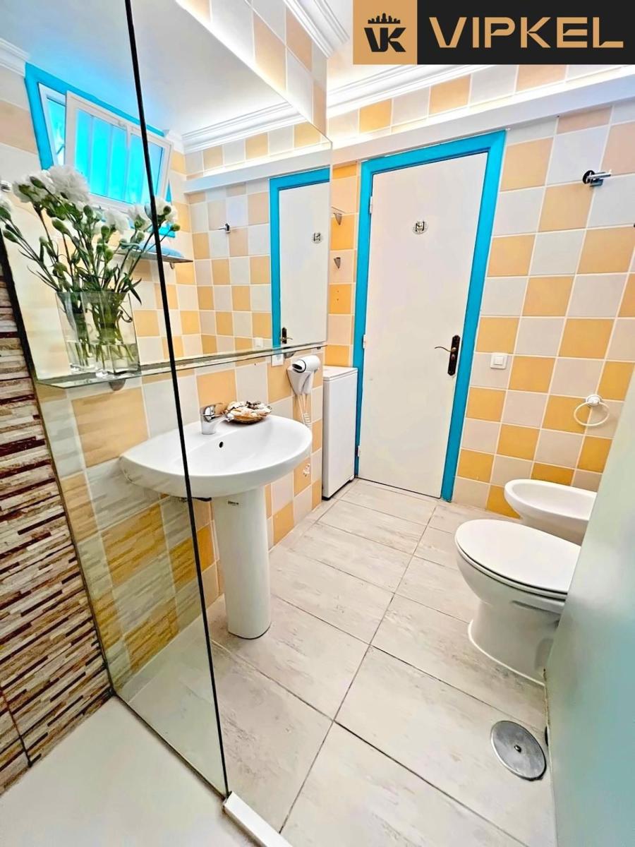 Flat for Sale in Arona