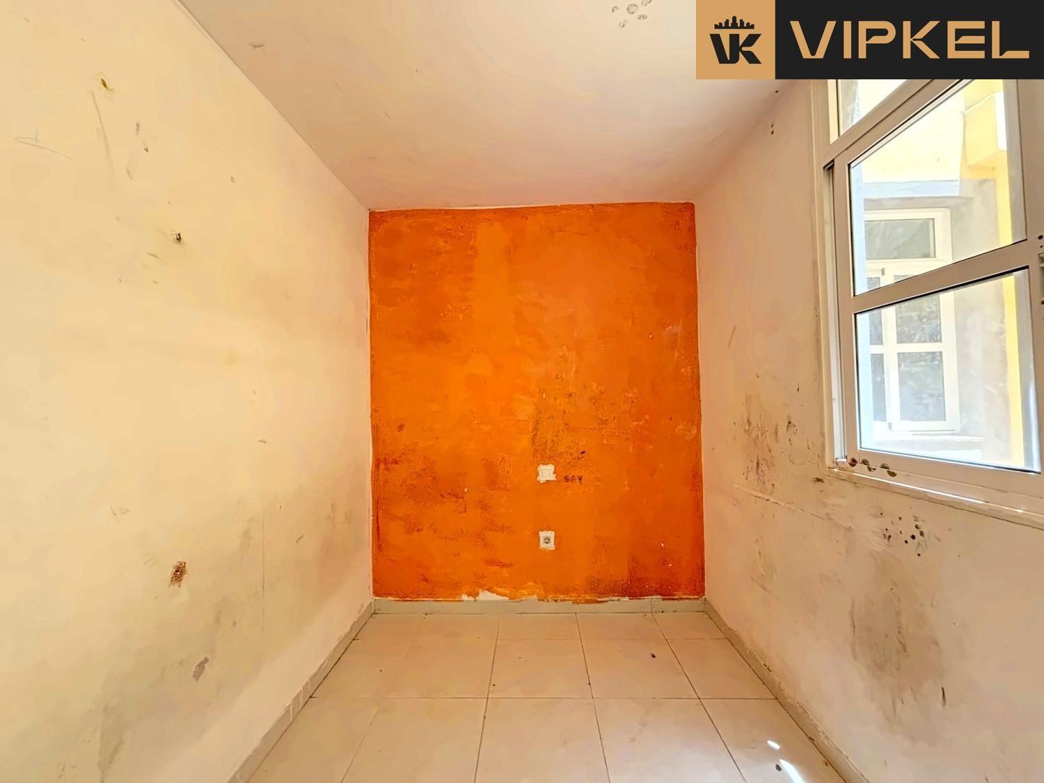 Flat for Sale in Arona