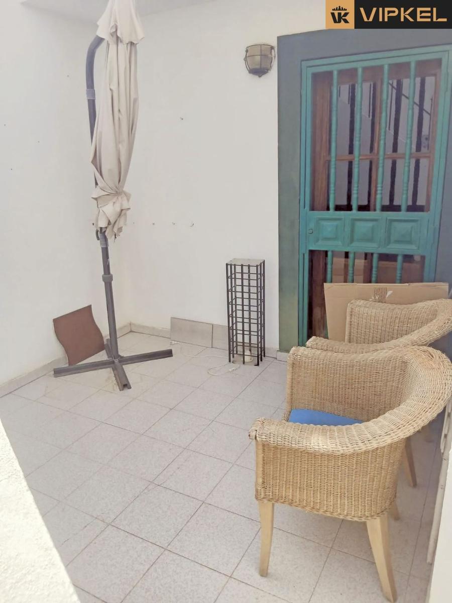 Flat for Sale in Arona