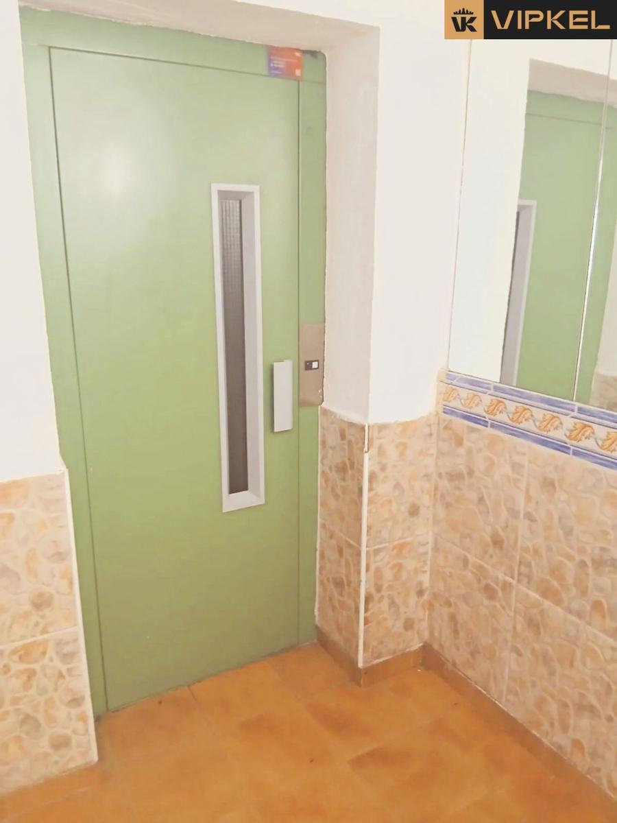 Flat for Sale in Arona