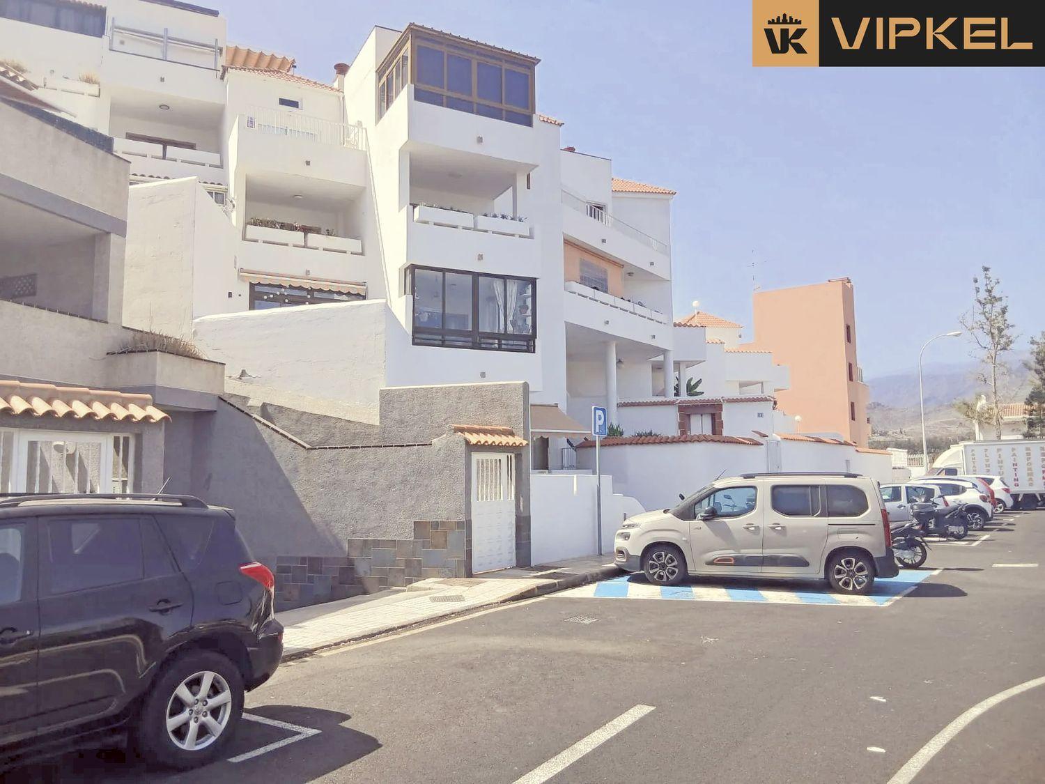 Flat for Sale in Arona