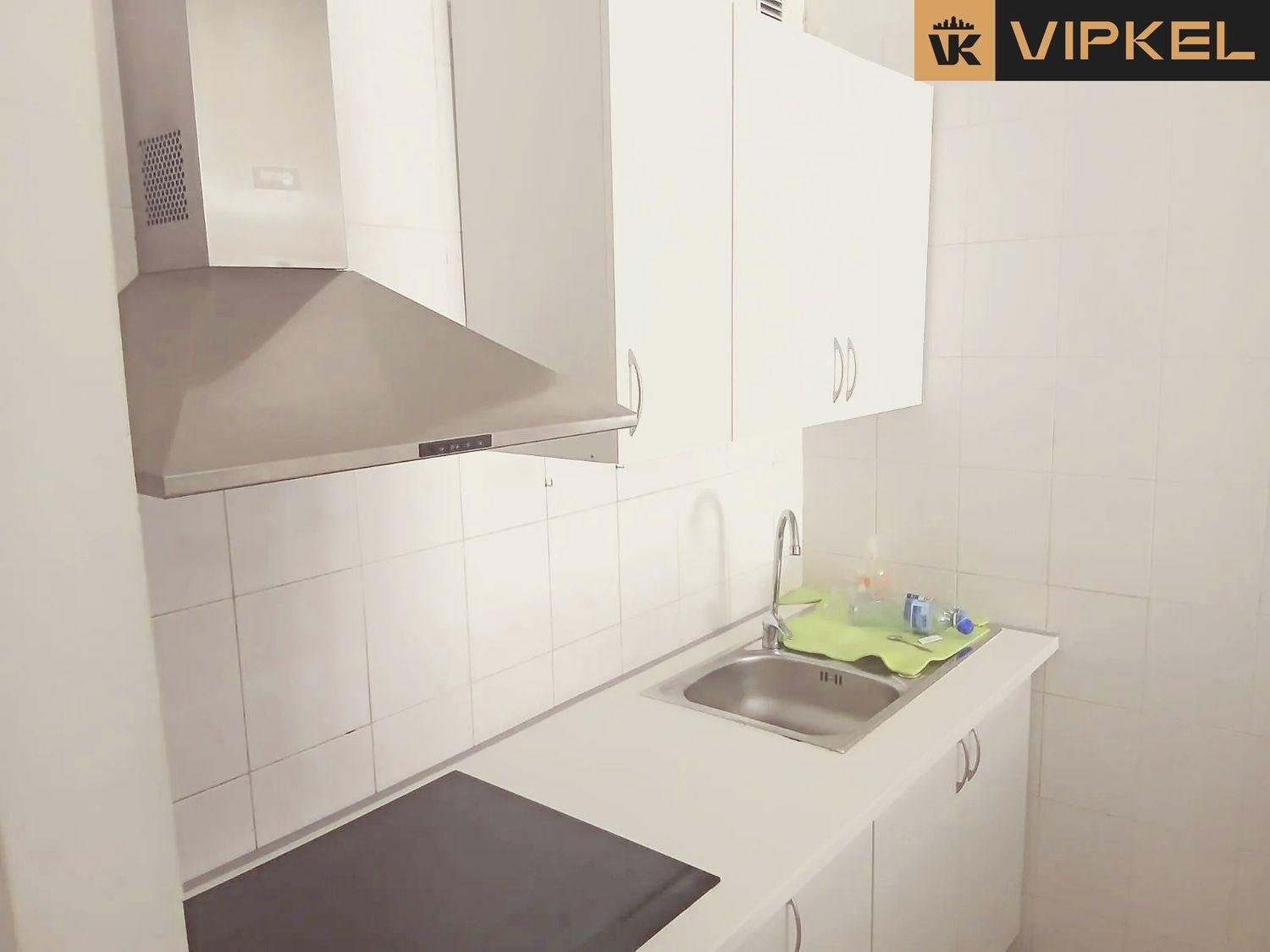 Flat for Sale in Arona