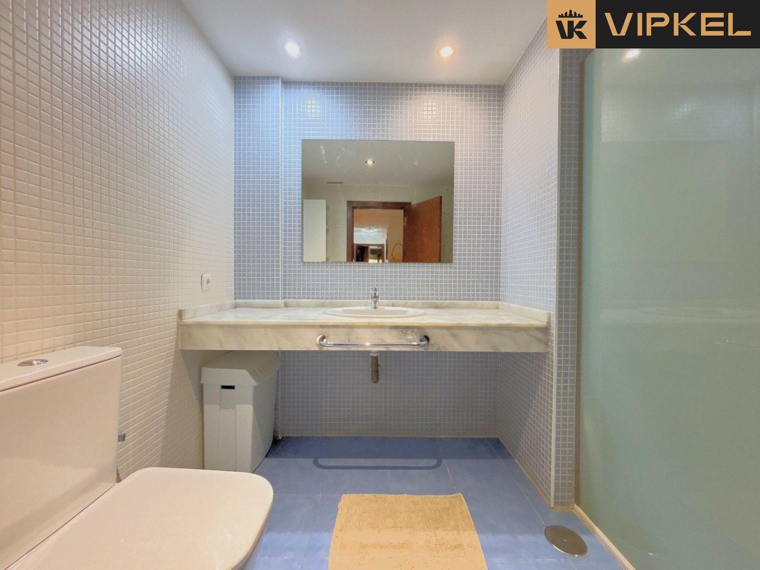 Flat for Sale in Arona