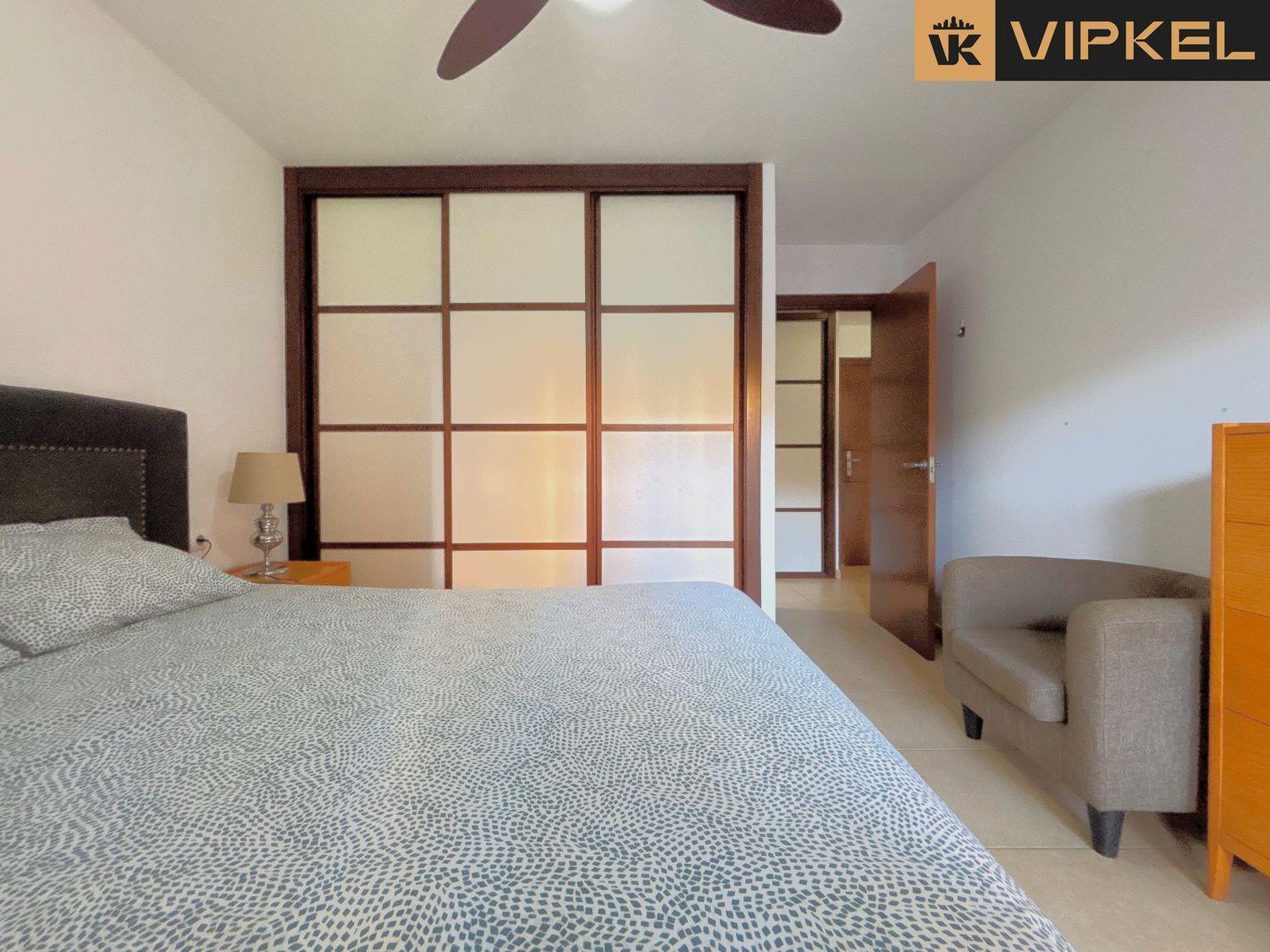 Flat for Sale in Arona