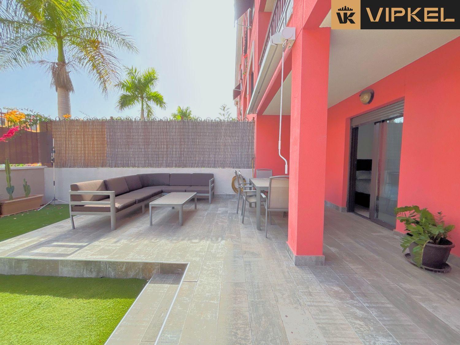 Flat for Sale in Arona