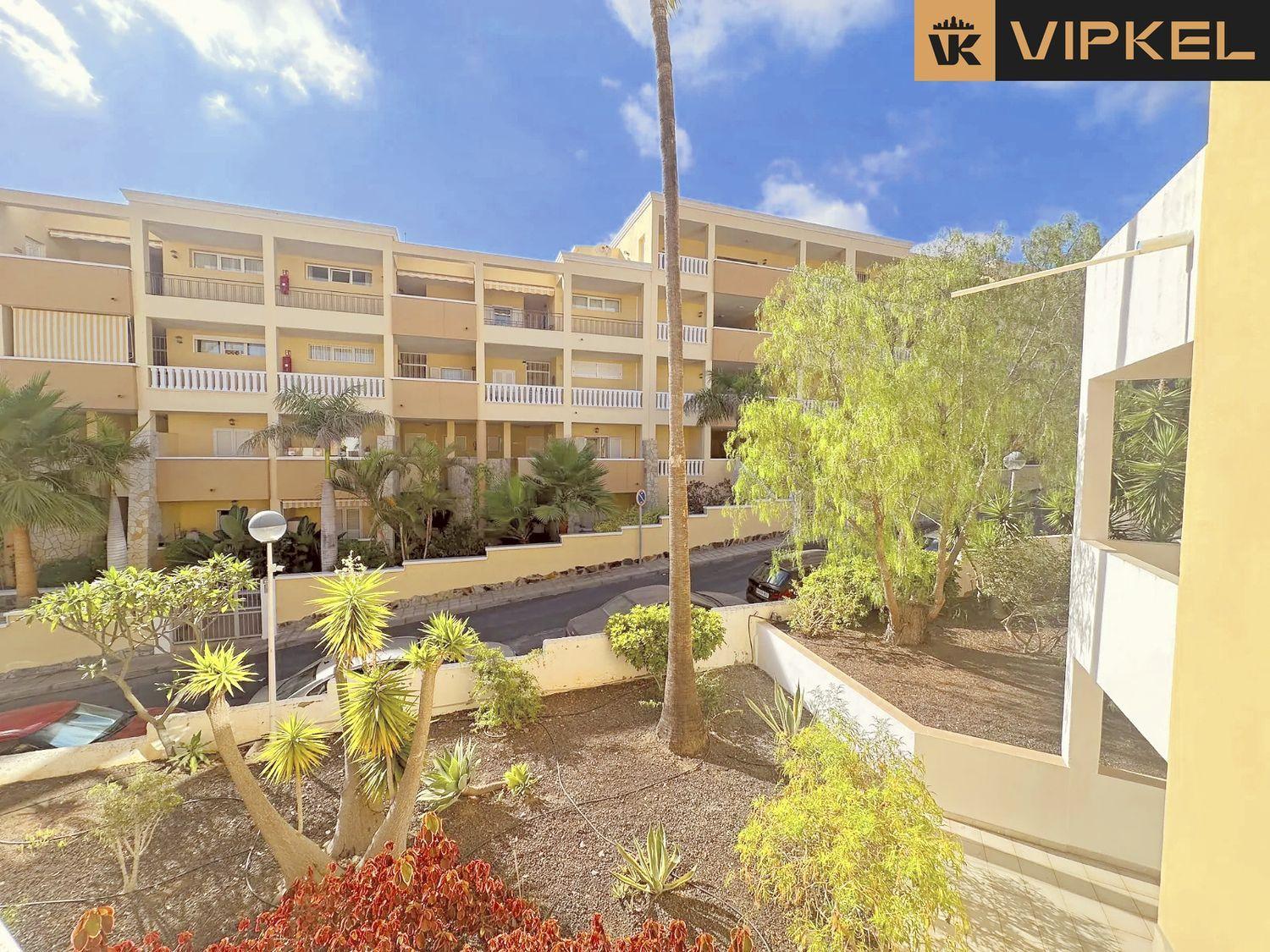 Flat for Sale in Arona