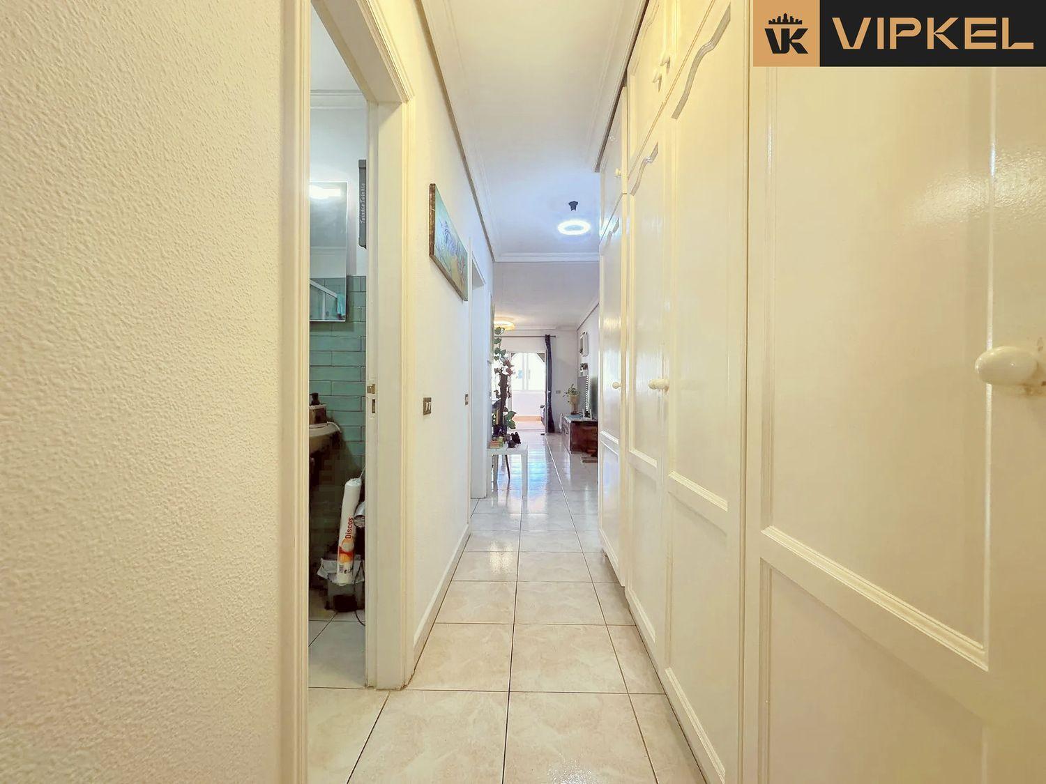Flat for Sale in Arona