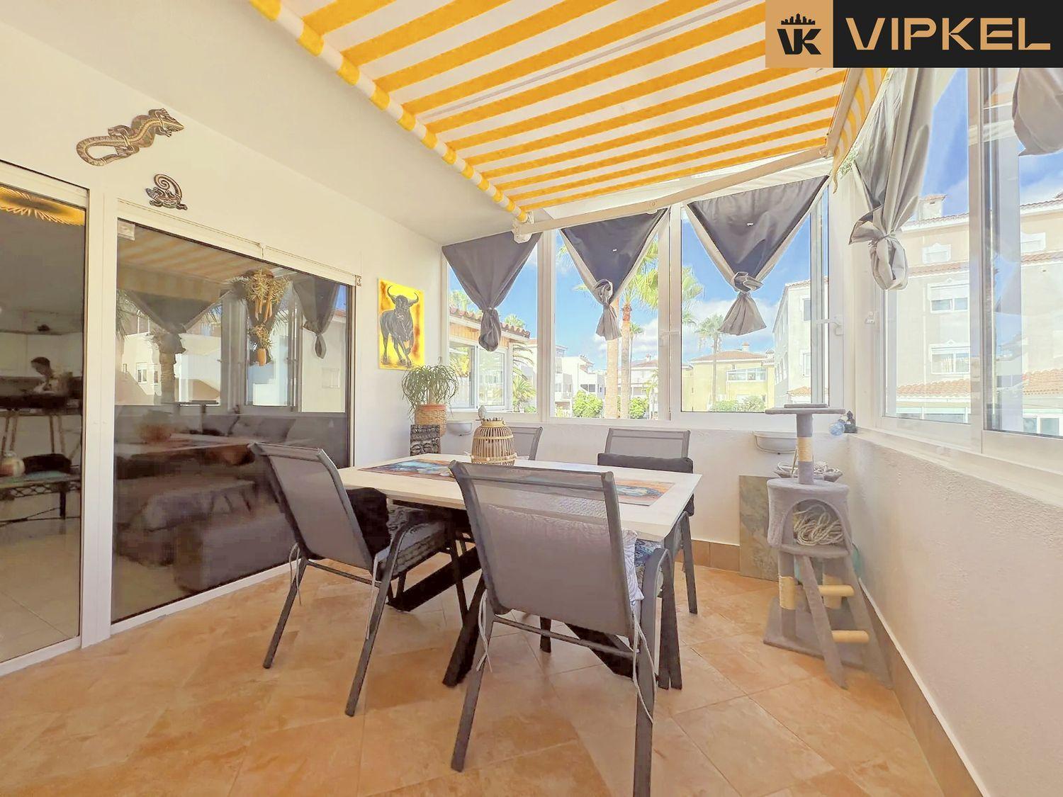 Flat for Sale in Arona