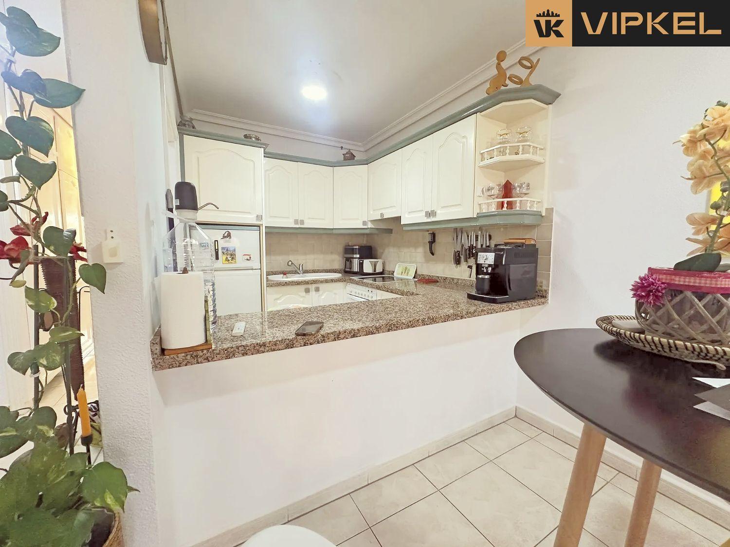 Flat for Sale in Arona