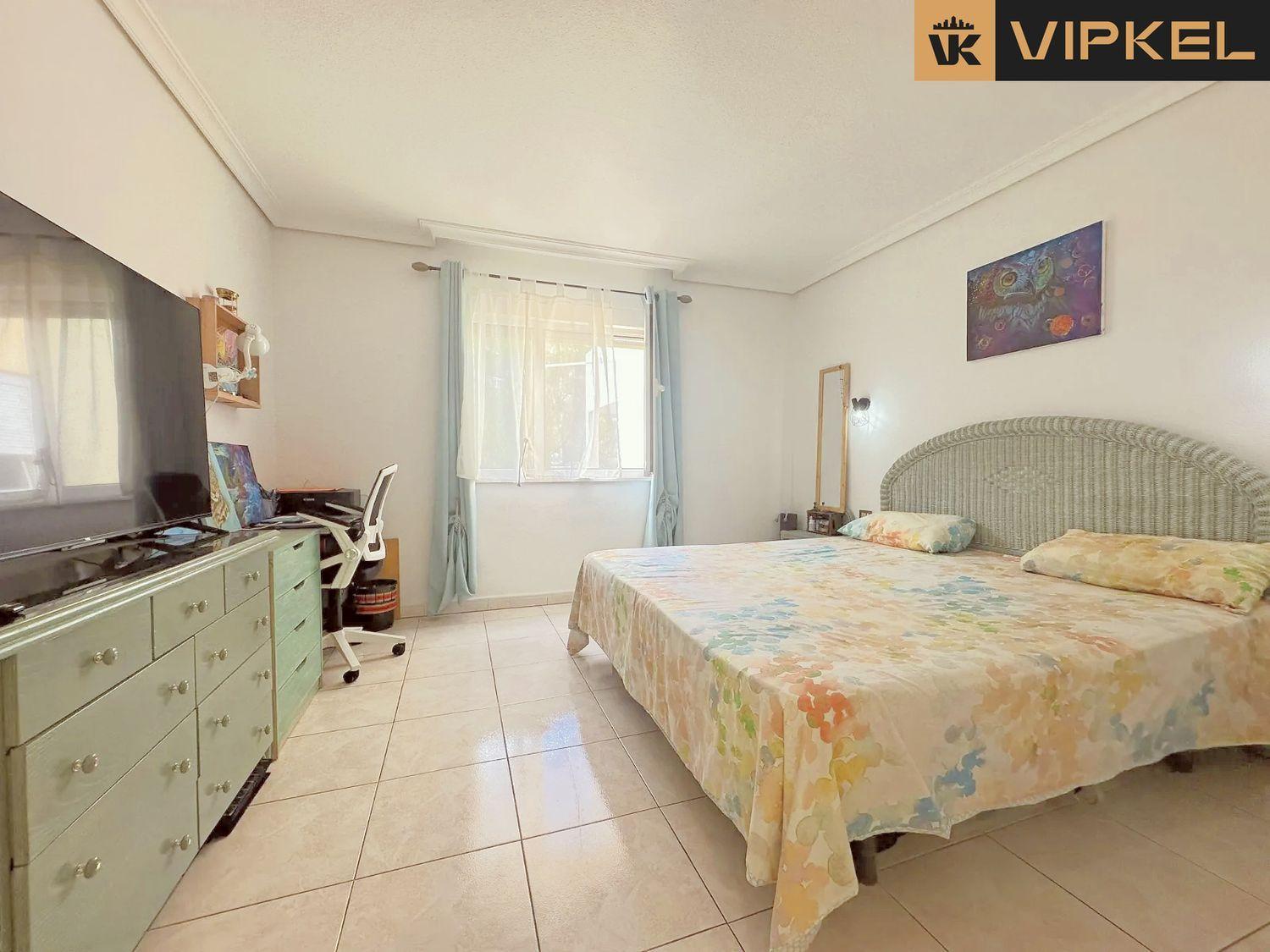 Flat for Sale in Arona