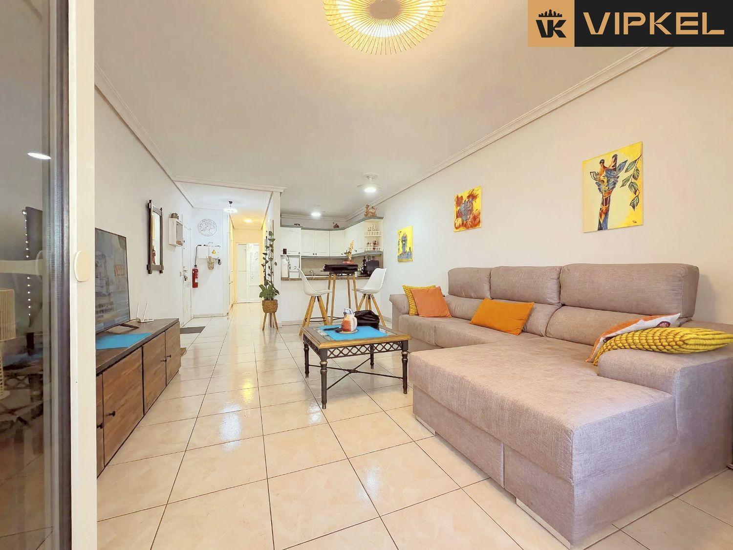 Flat for Sale in Arona