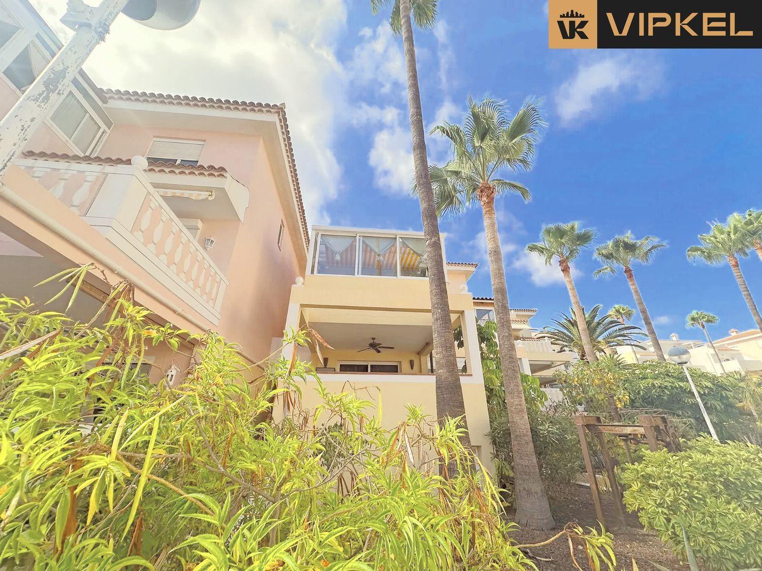 Flat for Sale in Arona
