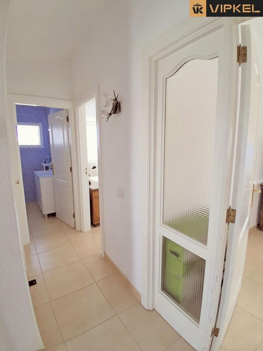 Flat for Sale in Arona